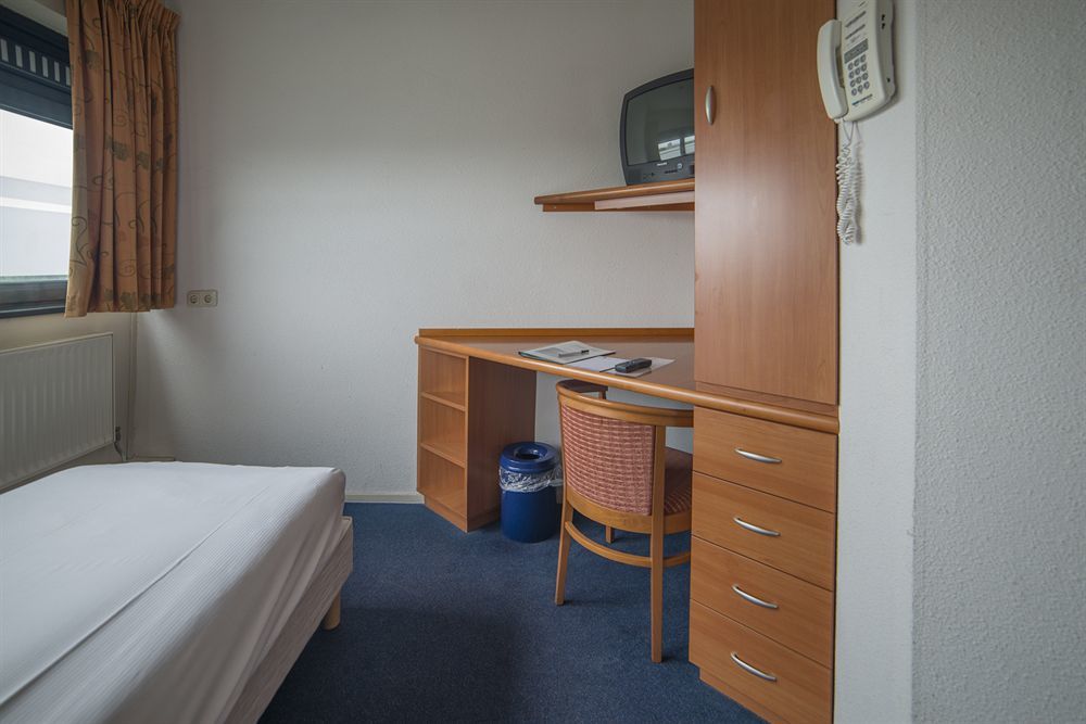 Hotel Wicc Wageningue Extérieur photo
